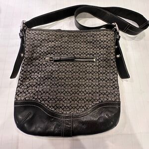 Coach Vintage Y2K Black Jacquard Leather Trim Signature Crossbody Bag